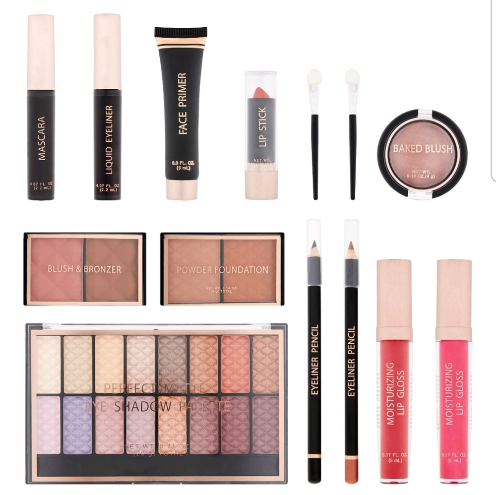 31 Piece Makeup Set